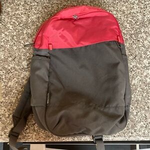 Incase School Backpack Pink and Grey Nylon / Very Durable / Adjustable BRAND NEW